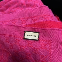 GUCCI  ストール　訳ありの画像