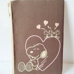 マルチポーチ スヌーピーの画像