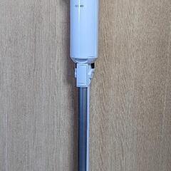 値下げ！アイリスオーヤマ充電式掃除機    IC-SLDC8-W