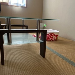 センターテーブル　ガラス天板　明日まで引き取りない場合は処分いたします。の画像