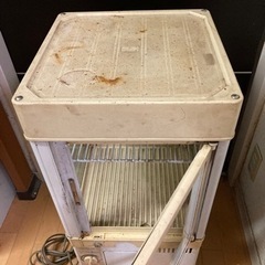 ！！^ - ^カッコイイ男前インテリア╰(*´︶`*)╯♡ポカリスエット業務用冷蔵庫小さめで家庭用サイズの画像