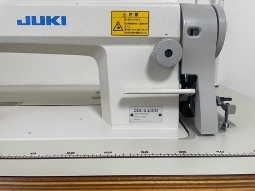JUKI 工業用　ミシン　一本縫い　テーブル付き