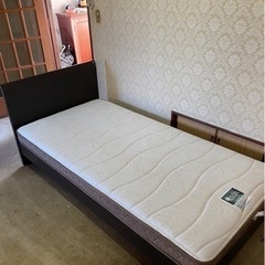 シングルベッド