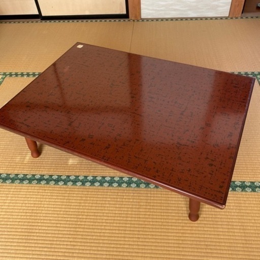 テーブル