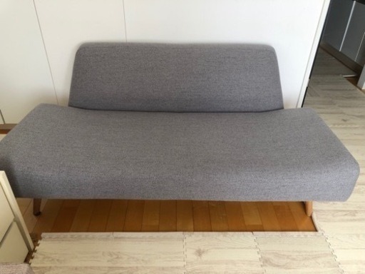 IDEE イデー AO SOFA のグレー　今も店頭で6万9千円で売られてます！