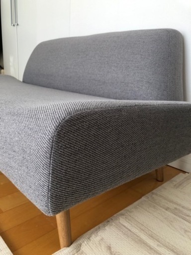 IDEE イデー AO SOFA のグレー　今も店頭で6万9千円で売られてます！