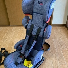 日本育児 コンパクトチャイルドシート トラベルベスト　デニムの画像
