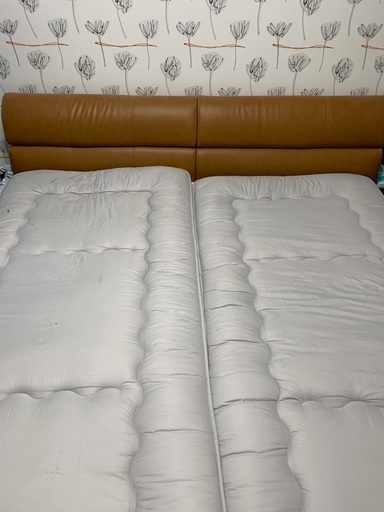 キングベッドの本体のみ