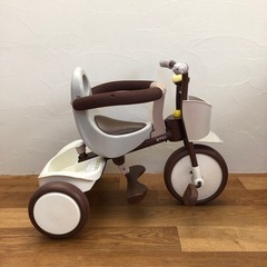 三輪車