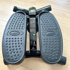 【値下げ】踏むだけ簡単健康ステッパーの画像