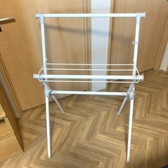 洗濯物干し 室内物干し コンパクト収納 タオルハンガー付き
