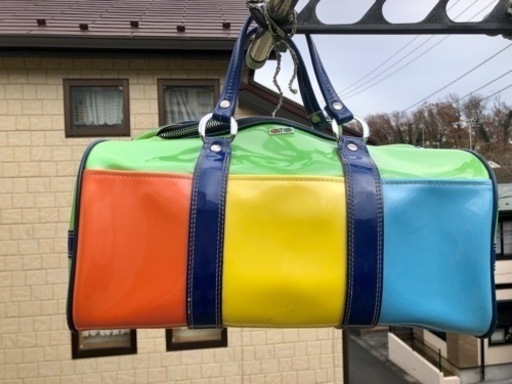 美品 Moncler モンクレール ボストンバッグ トラベルバッグ 旅行バッグ 大容量 お洒落 フランス発イタリア高級ブランド 希少