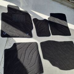 プリウス　室内マット【新品、未使用】