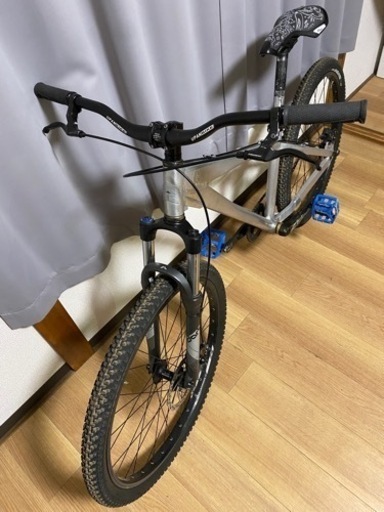 ダートジャンプ ストリートMTB マウンテンバイク mongoose fireball