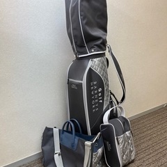 バーニーズニューヨーク　ゴルフバックセット