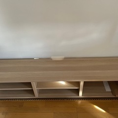 イケア　bestaベストー　テレビ台　180x40x38cmの画像