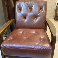 1人掛けソファ　レトロ風の画像