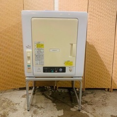 【売約済み】2019年製　高年式　美品　乾燥機　乾燥器　大容量　電気　日立 HITACHI DE-N50WV W  DE-N50WV DE-N50 衣類乾燥機 5kg ピュアホワイト] 　検　乾太くん 乾太君　リンナイ Rinnai  都市ガス13A用　ガス式　ドラム　ドラム洗濯機　ドラム式洗濯機　ガスホース　付き　台付　台　フレーム