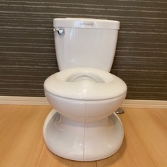 本物そっくりのトイレトレーナー　日本育児の画像