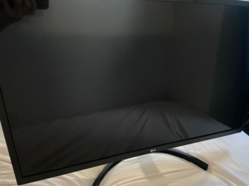 2020年製！大画面31.5モニター