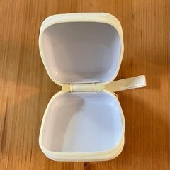 【新品】スチール小物入れ（アンパンマン？）の画像