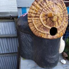 ペアタヌキの置物の画像