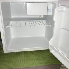 一人用冷蔵庫の画像