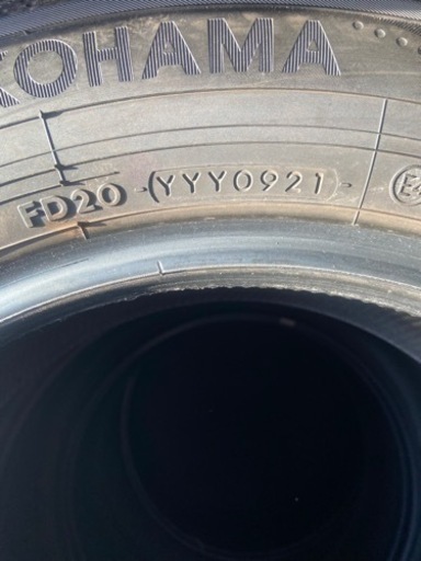 205/60R16ヨコハマブルーアース