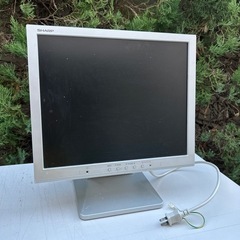 シャープ　パソコンモニター　ジャンク扱い