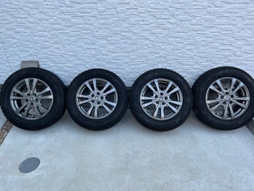 スタッドレスタイヤ　195/65R15  2021年製　ヨコハマ　ナット付