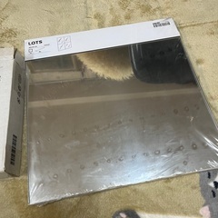 壁に貼る鏡 IKEA