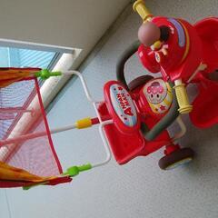 アンパンマン三輪車の画像