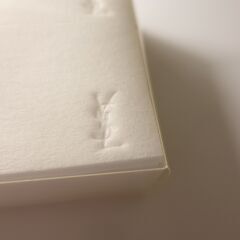 イヴ サン ローラン　スキンケア用コットンの画像