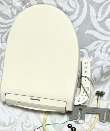 美品❗️Panasonicの温水洗浄便座 ビューティートワレ（DL-EG10）