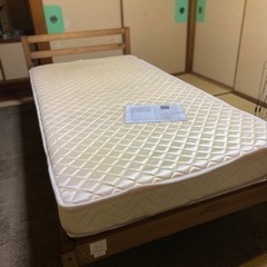 シングルベッド