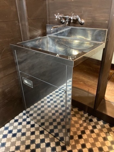 一層シンク　ステンレス　収納付き　おまけで水栓つきます