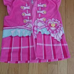 プリキュア☆ベスト☆パジャマ用☆130センチ中古
