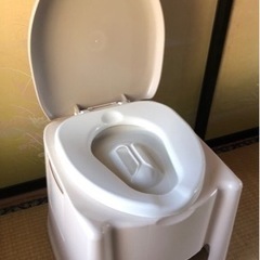 ポータブルトイレの画像
