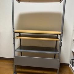 0円で譲ります。パソコンデスク