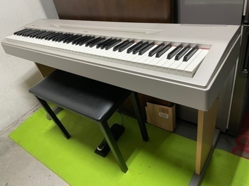 配送・設置可能　椅子付き　初心者推薦、YAMAHA 電子ピアノ P-60