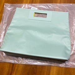 【値下げしました‼️】新品 CLINIQUE/クリニーク トートバッグ（ペールグリーン×レモンイエロー）の画像