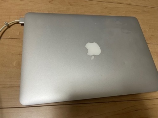 あまり使っていなかったMacBook 当時は中古で7万で買いました　引き取り希望