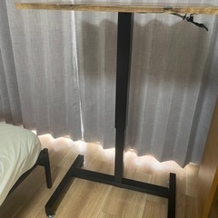 美品　スタンディングデスク