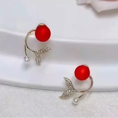 新品(未使用) フィッシュテイル イヤリング