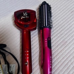 テスコム、ヴィダルサスーン　ヘアアイロン2本　自動カールとヘアアイロンの画像