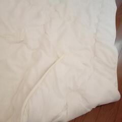 白の布団２枚セットキルティング製品の画像