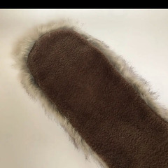 毛皮のマフラーの画像