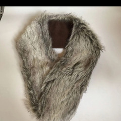 毛皮のマフラー