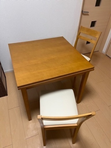 使用半年の美品　天板サイズ調整可能テーブル　値下げしました！