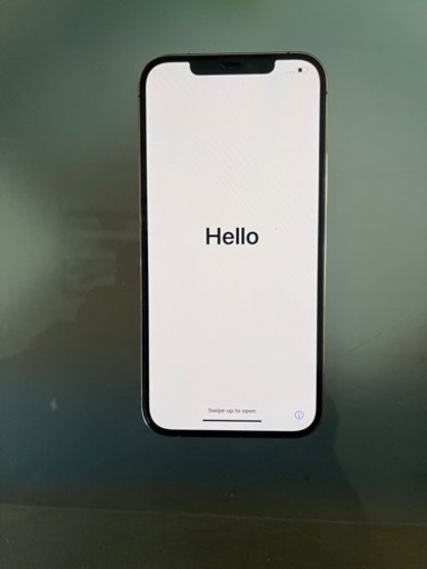 値下げしました。VUITTONケース付きau iPhone12 Pro Max中古美品　SIM解済